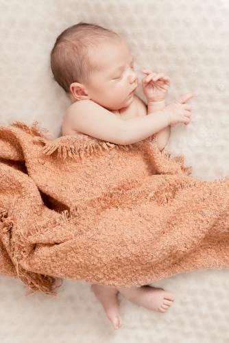 newborn-Copyrights-Marc-Thome-Photography-2023